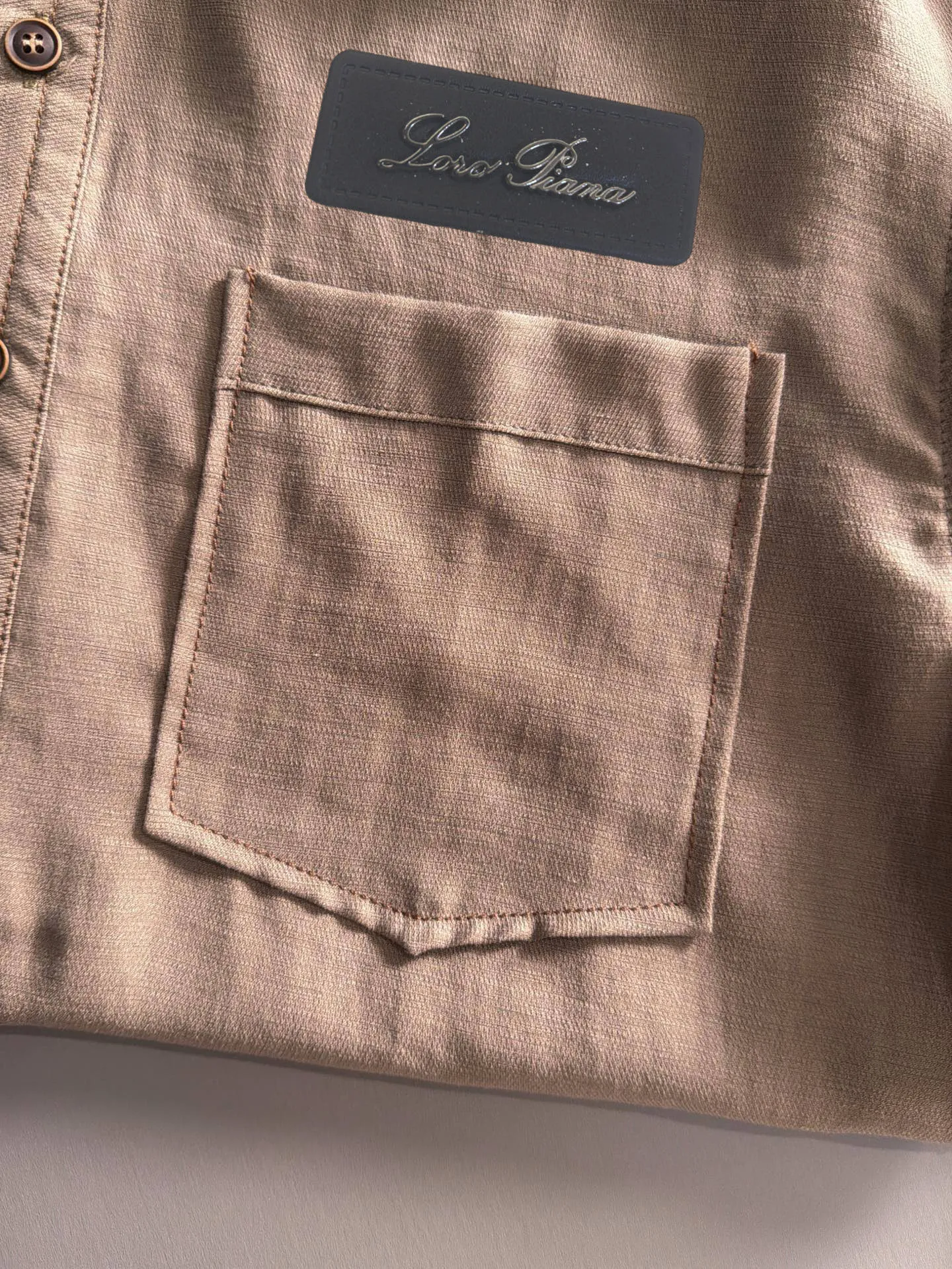 LP 36ss New Arrival men's short-sleeved T-shirt, complete with three labels, made of special high-weight linen yarn, feels substantial when weighed, and the upper body is more textured than ordinary T-shirts. This texture can cope with the weather and is suitable for both hot and cold conditions. Loose fit design, looks noble. Size:L to 4XL